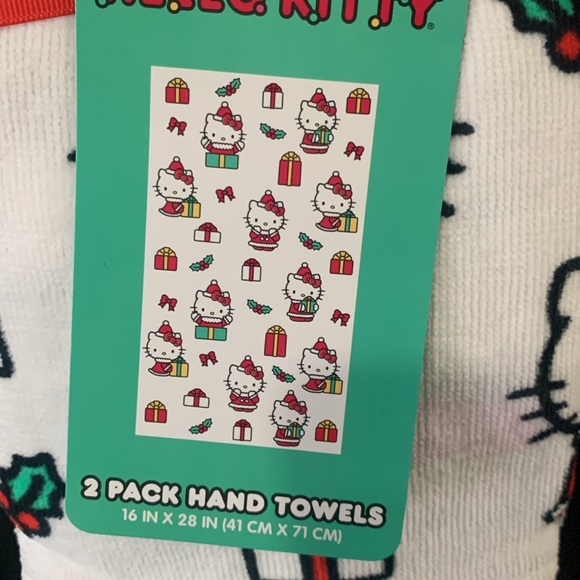 New Hello Kitty Christmas Santa Dress Set Of 2 Hand Towels Towel With Tag - Picture 2 of 9